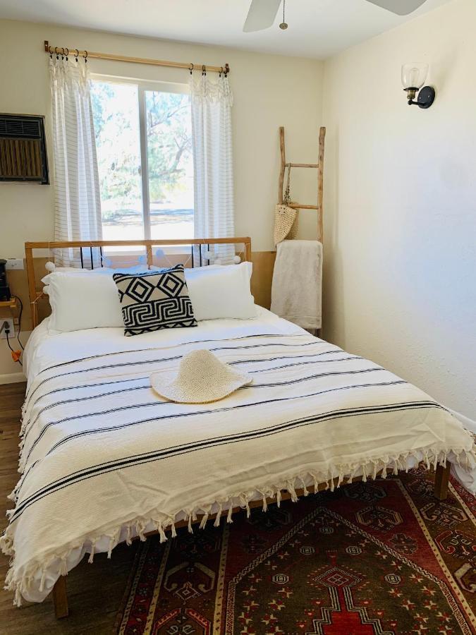 Casa Agave: Comfy Joshua Tree Cottage With Free Breakfast Bar Dış mekan fotoğraf
