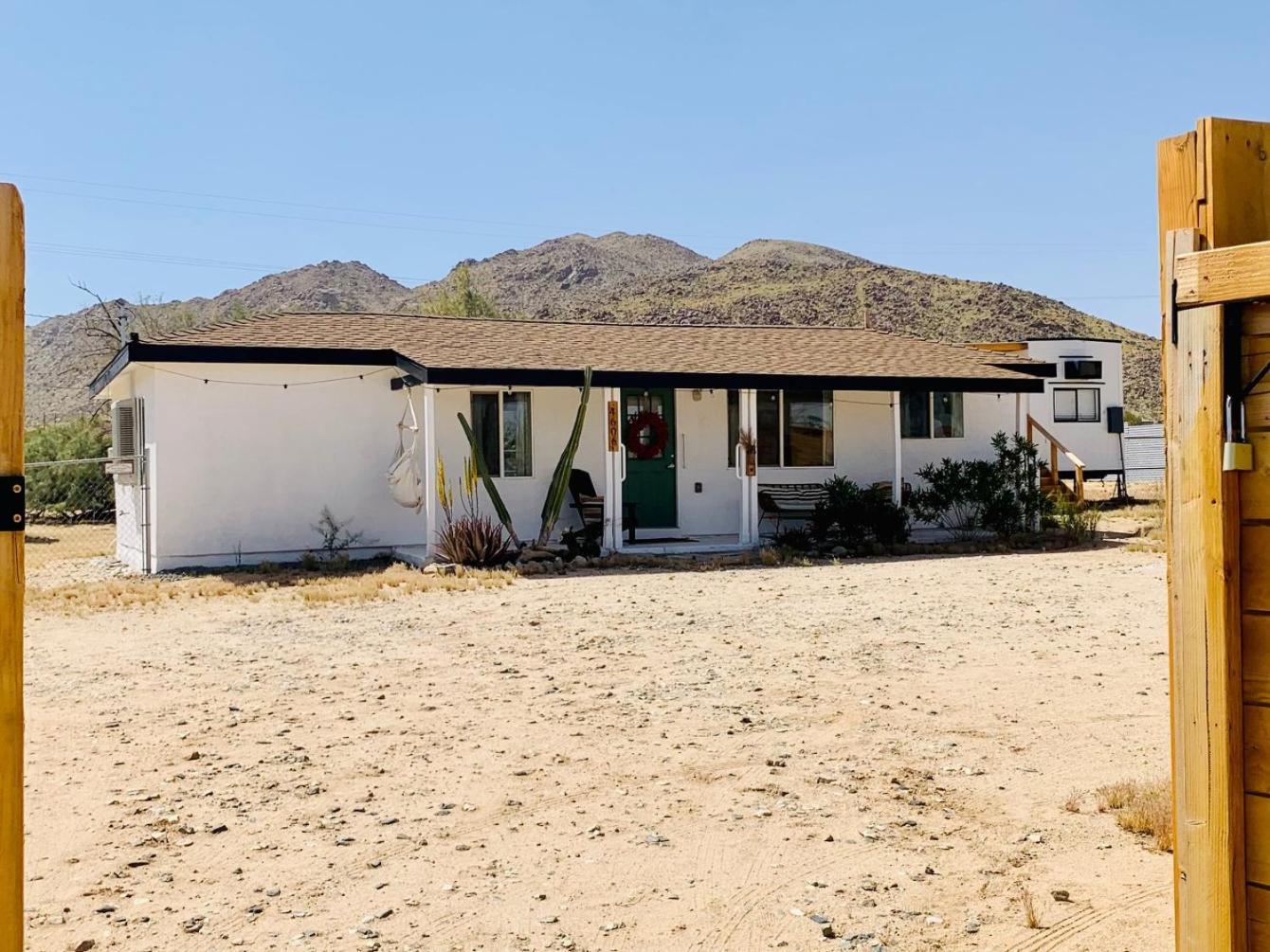 Casa Agave: Comfy Joshua Tree Cottage With Free Breakfast Bar Dış mekan fotoğraf